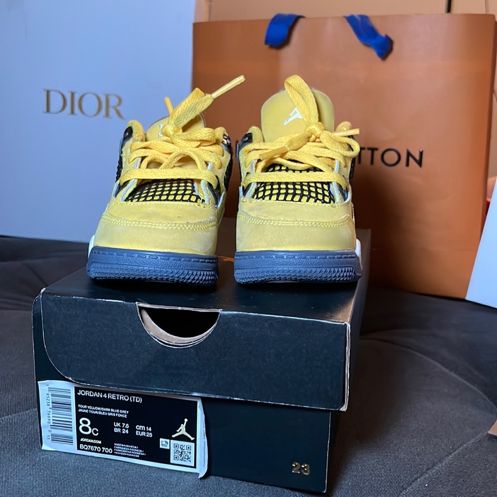 Jordan retro 4